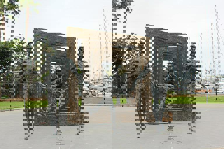 Eco Sculpture Walk Returns With Interactive Installations Amid Urban Park Gardens